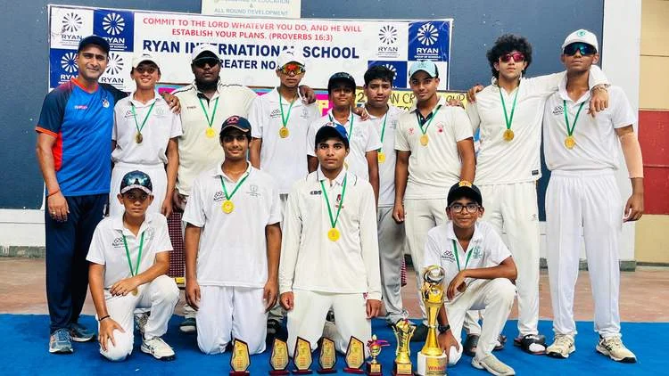 Ryan International School CC — Gyana Garments Noida Approvd