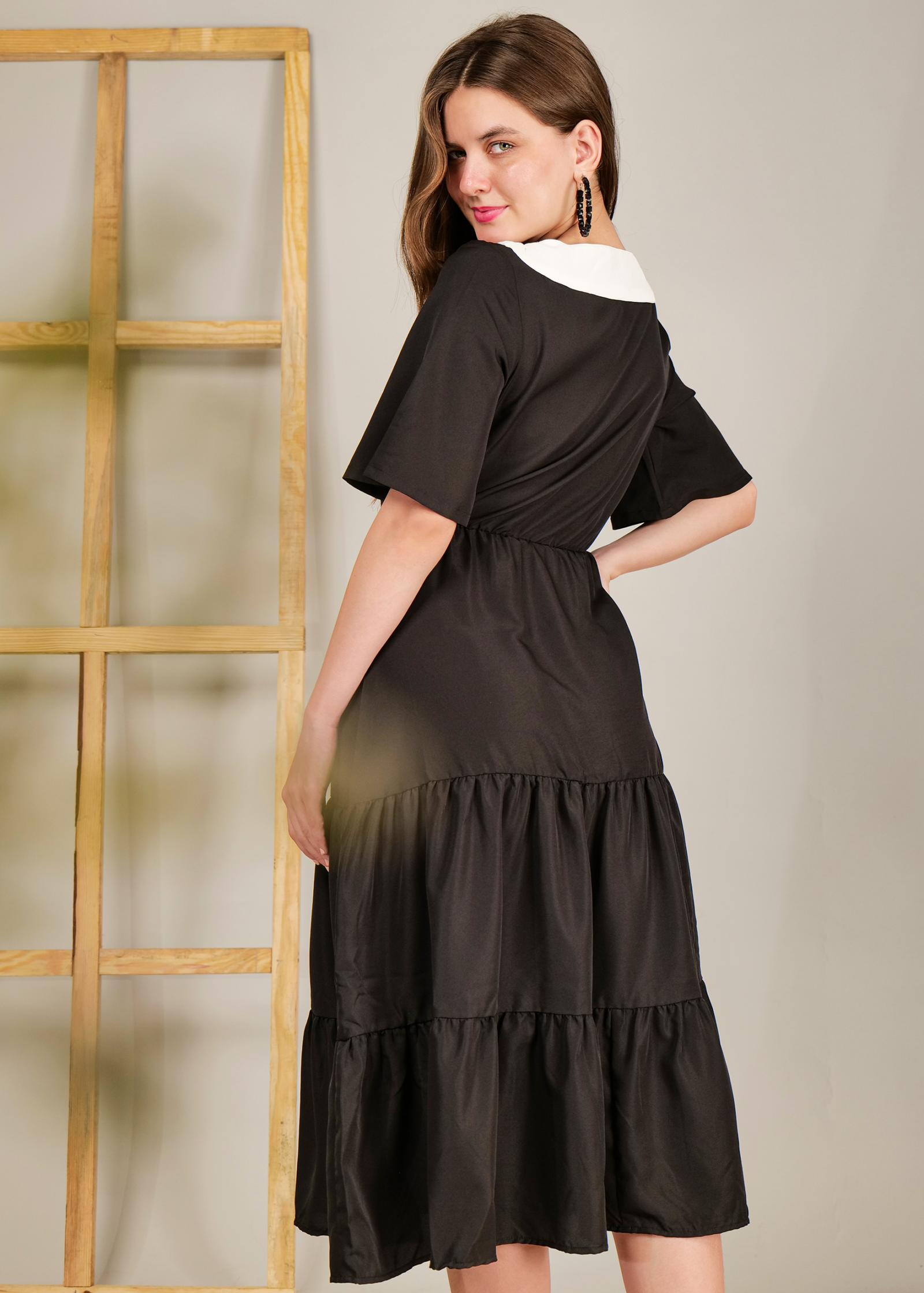 Peter Pan Collar Flared Sleeve With Midi Dress - Image 6