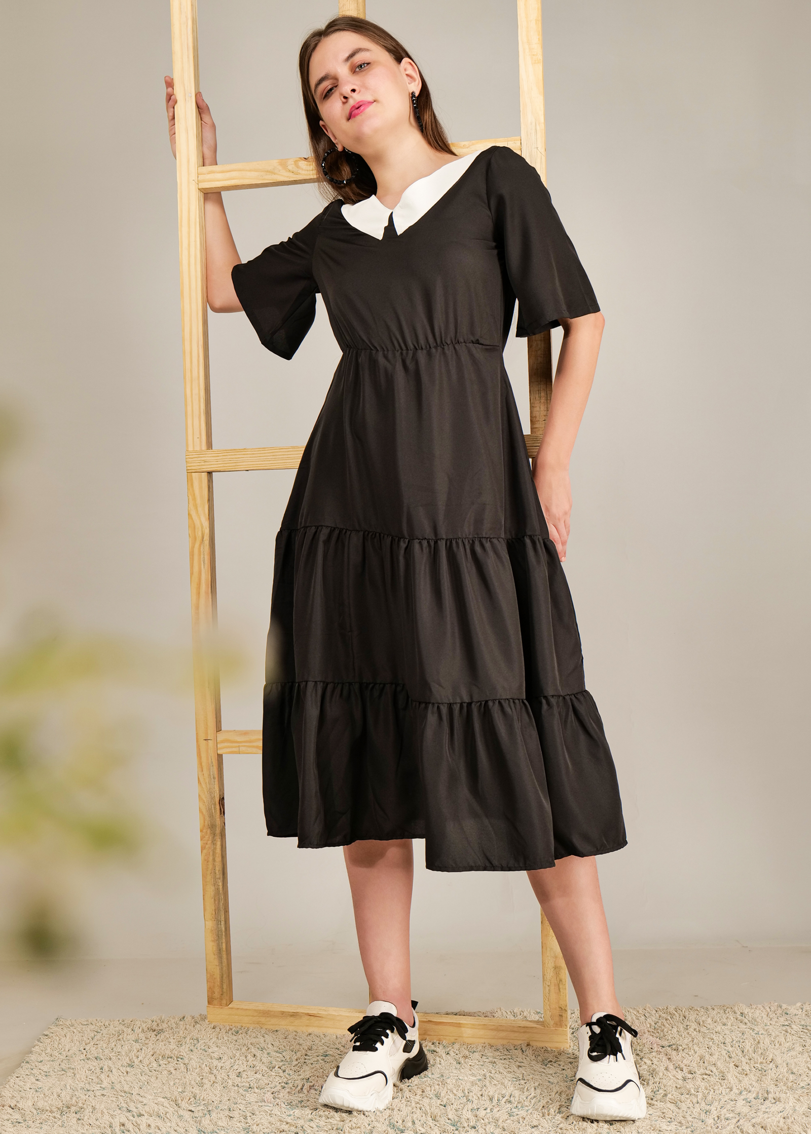 Peter Pan Collar Flared Sleeve With Midi Dress - Image 7